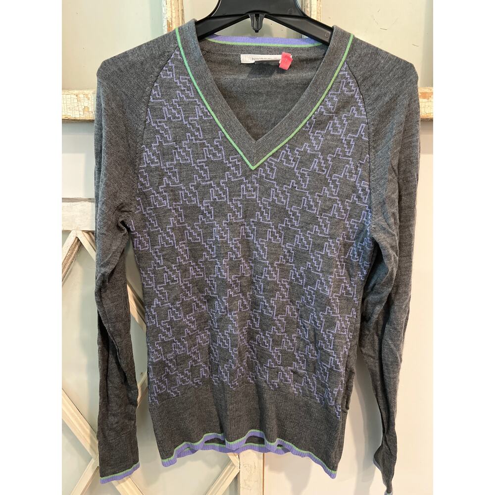 Nike Golf size small women’s sweater
